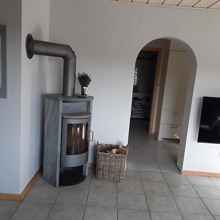 Haus Sonnenblick Apartamento Momlingen Exterior foto