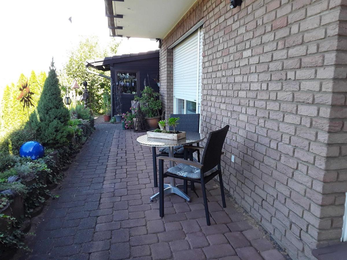 Haus Sonnenblick Apartamento Momlingen Exterior foto