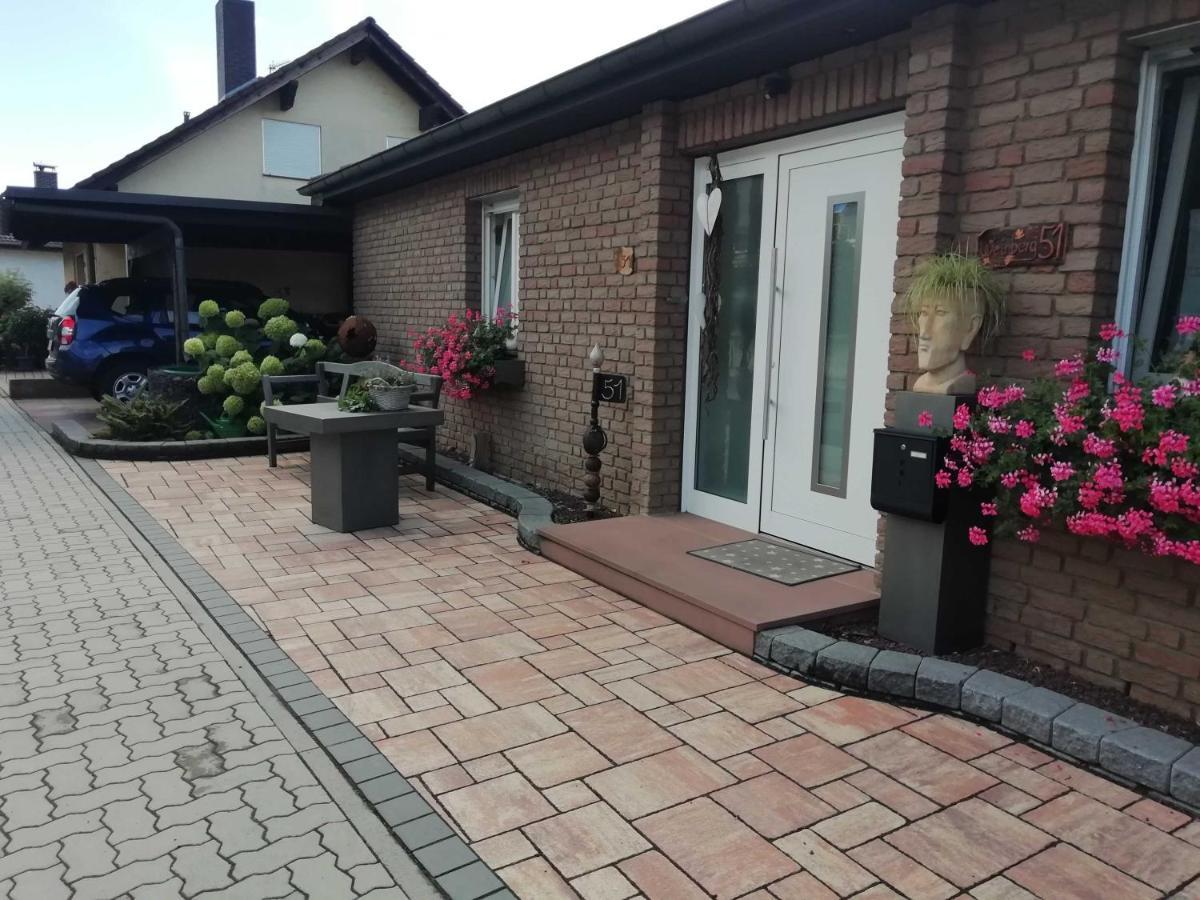 Haus Sonnenblick Apartamento Momlingen Exterior foto