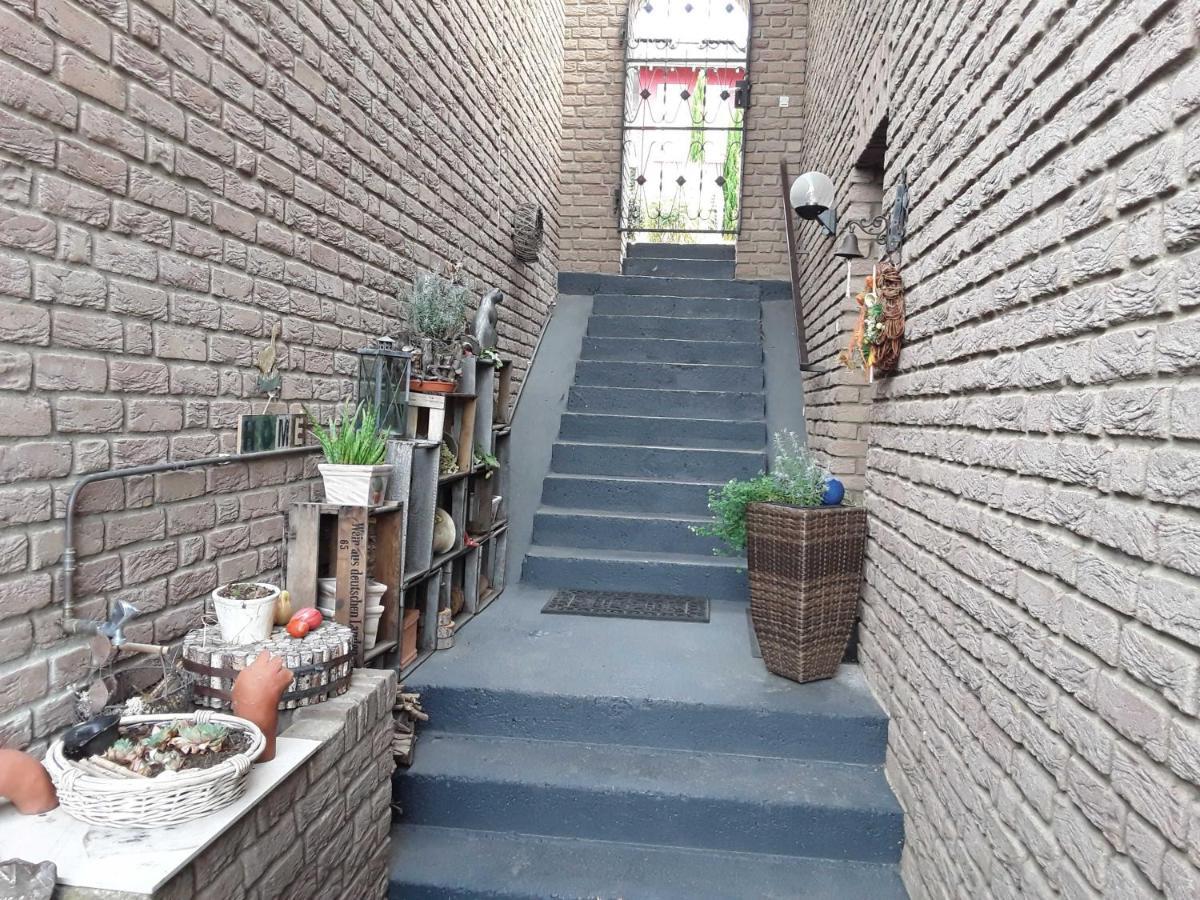 Haus Sonnenblick Apartamento Momlingen Exterior foto