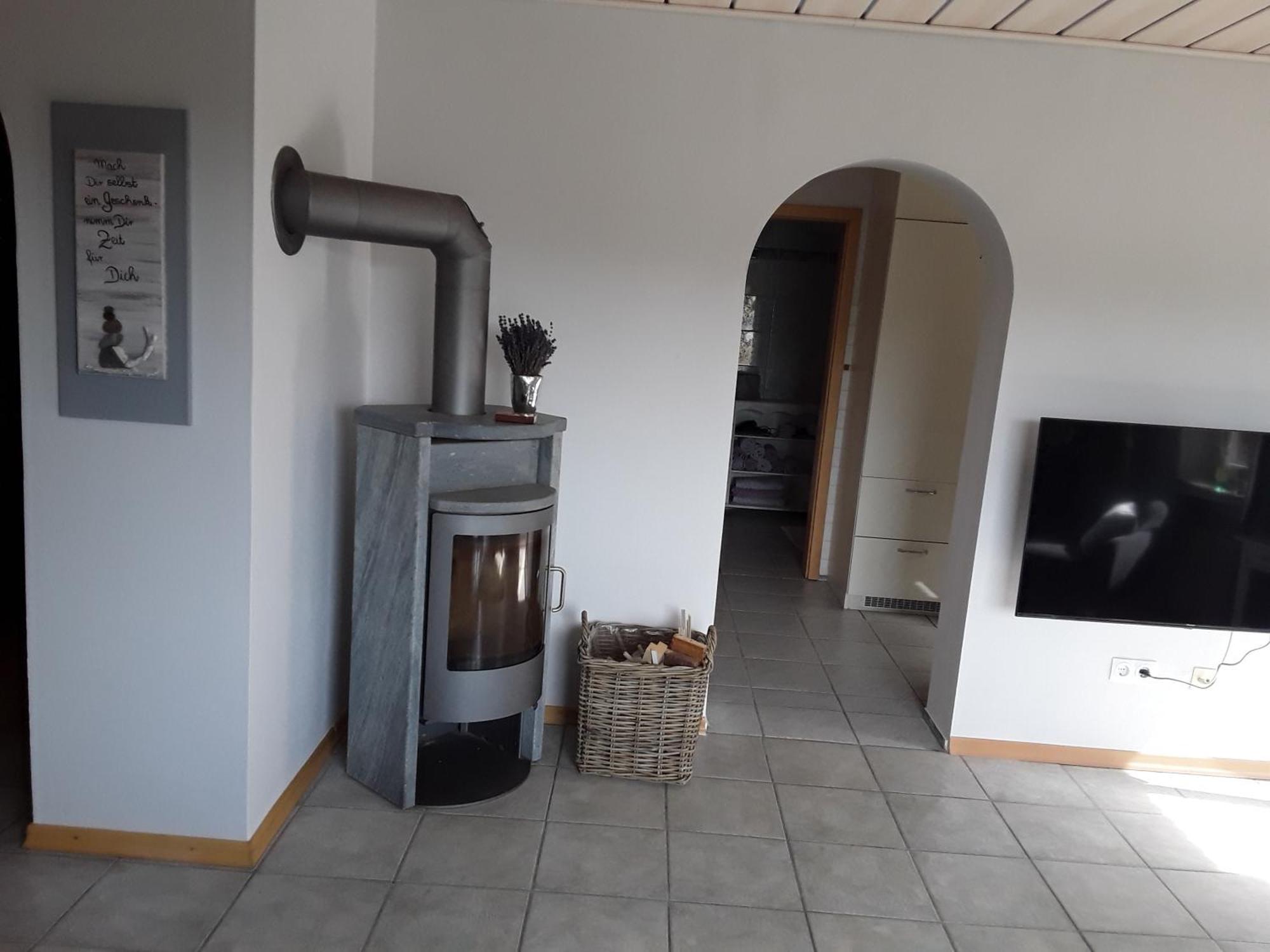 Haus Sonnenblick Apartamento Momlingen Exterior foto