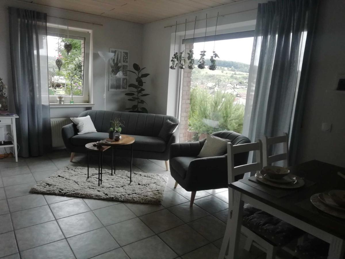 Haus Sonnenblick Apartamento Momlingen Exterior foto